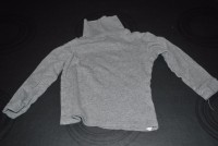 Camiseta cuello cisne